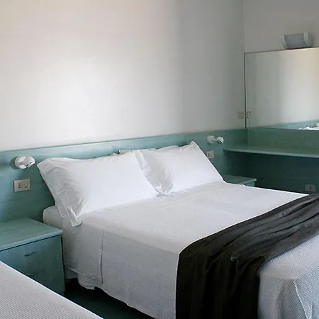 Victoria Palace Hotel 4*