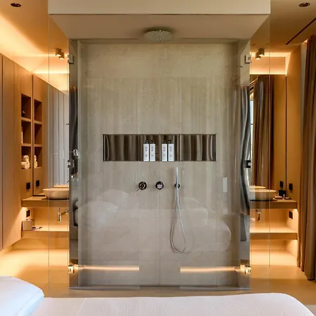 Victoria Palace 호텔