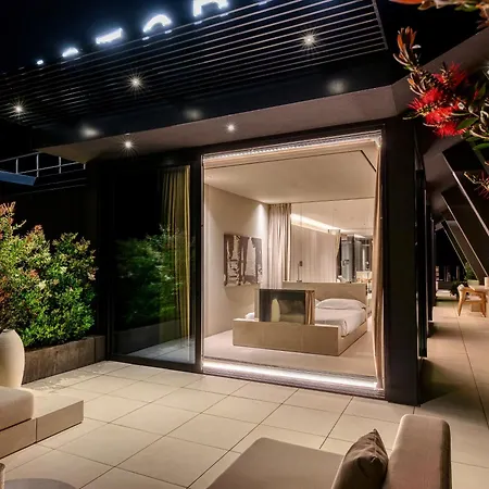 Victoria Palace Cattolica