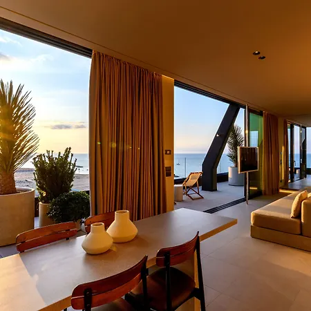Victoria Palace Hotel 4*
