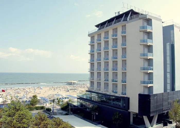 Victoria Palace Hotel 4*