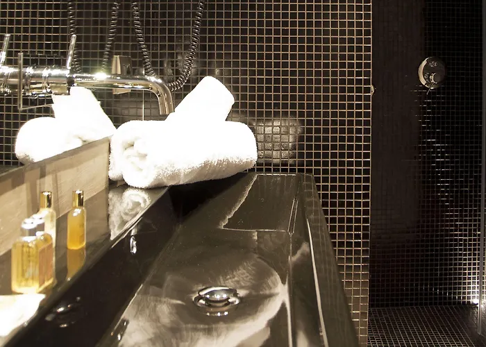 Victoria Palace Cattolica